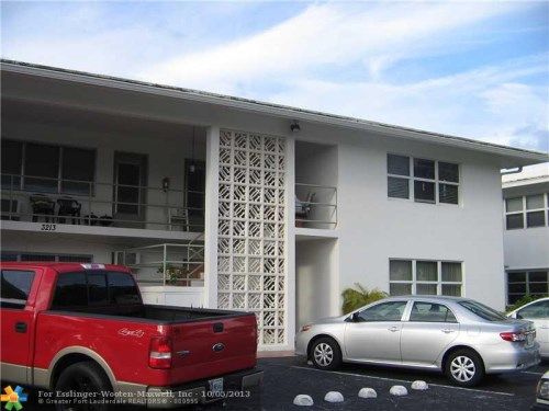 3213 Colony Club Rd # 6-E, Pompano Beach, FL 33062