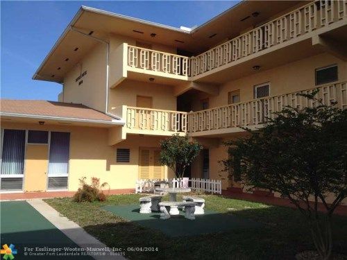 1050 E SAMPLE RD # 107, Pompano Beach, FL 33064