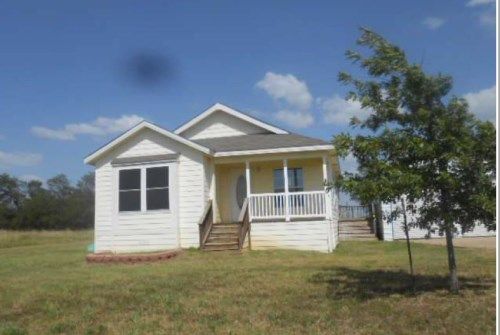 8521 Lakeside Dr., Alvarado, TX 76009