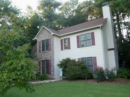 7038 Surrey Drive, Woodstock, GA 30189