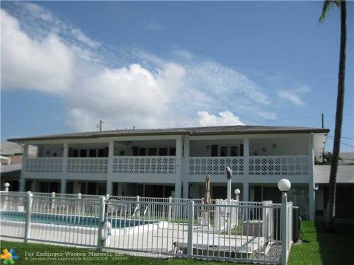 3223 NE 12th St # PH, Pompano Beach, FL 33062