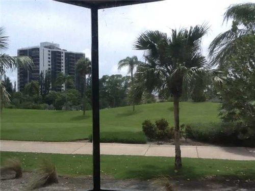 20335 W COUNTRY CLUB DR # L2, Miami, FL 33180