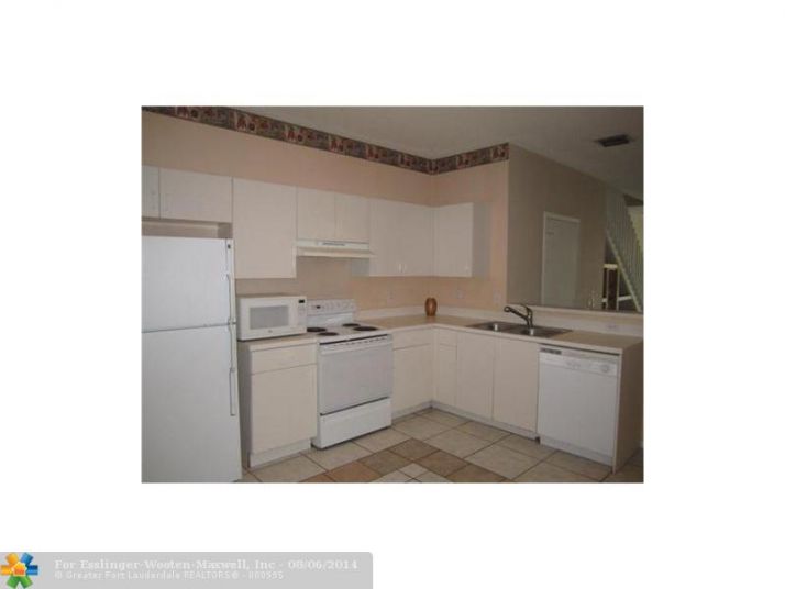 2158 MADEIRA DR # 2158, Fort Lauderdale, FL 33327