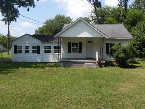 106 Countryside Rd, Murfreesboro, TN 37127