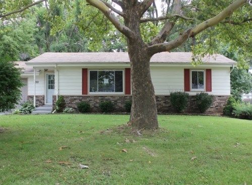 3331 Southgate Dr, Flint, MI 48507