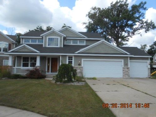 3688 Maple Hurst Dr, Grand Rapids, MI 49512