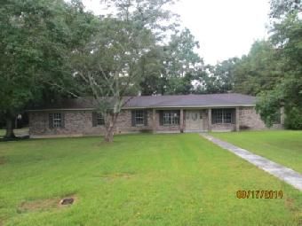 4580 Clarendon Dr, Mobile, AL 36619