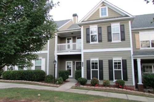 1102 Lake Pt Way, Suwanee, GA 30024