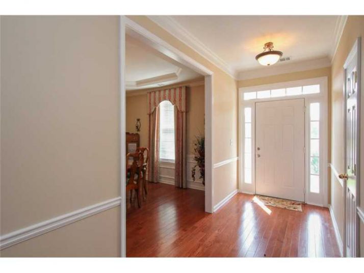 1297 Mistwater Trace, Lawrenceville, GA 30043