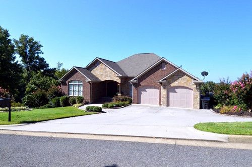 1007 Kemper Circle, Guntersville, AL 35976