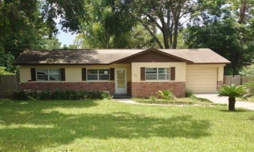 5728 Clark Street, De Leon Springs, FL 32130