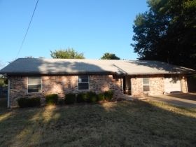 219 S Tower St, Weatherford, TX 76086