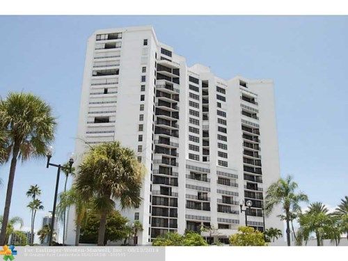 300 Three Islands Blvd # 304, Hallandale, FL 33009