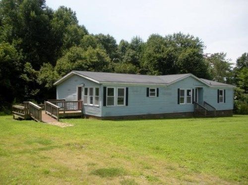 92 Schullers Pt, Roxboro, NC 27574