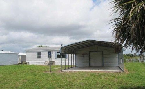 1215 FRIENDSHIP DR, Moore Haven, FL 33471