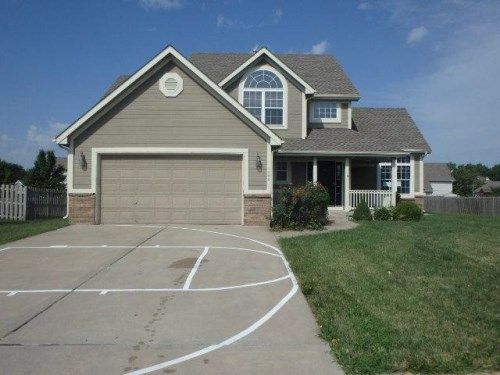 1006 Redwood Dr, Raymore, MO 64083