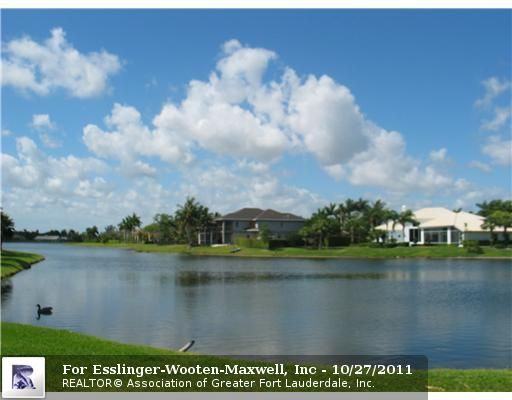 7600 N CYPRESSHEAD DR, Pompano Beach, FL 33067
