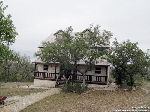 261 PR 2536, Mico, TX 78056