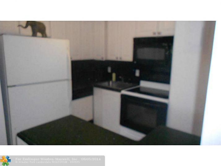 701 PINE DR # 208, Pompano Beach, FL 33060