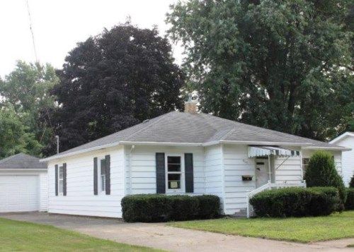 519 E Ash St, Watseka, IL 60970