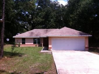 15 Sequoia Loop, Ocklawaha, FL 32179