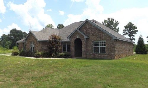 103 Drive 2724, Guntown, MS 38849