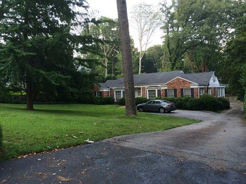 3383 Knollwood Drive Nw, Atlanta, GA 30305