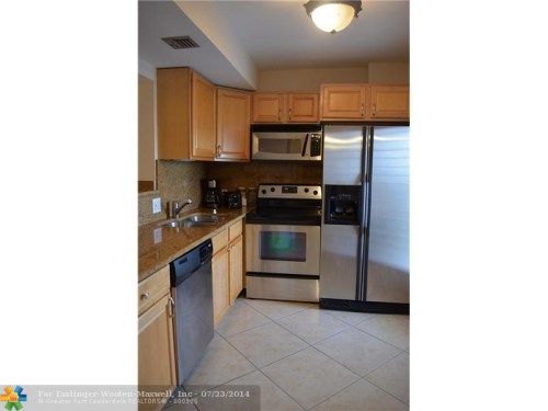 3100 N Palm Aire Dr # 503, Pompano Beach, FL 33069