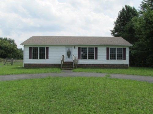 92 Walmsley Rd, Callao, VA 22435