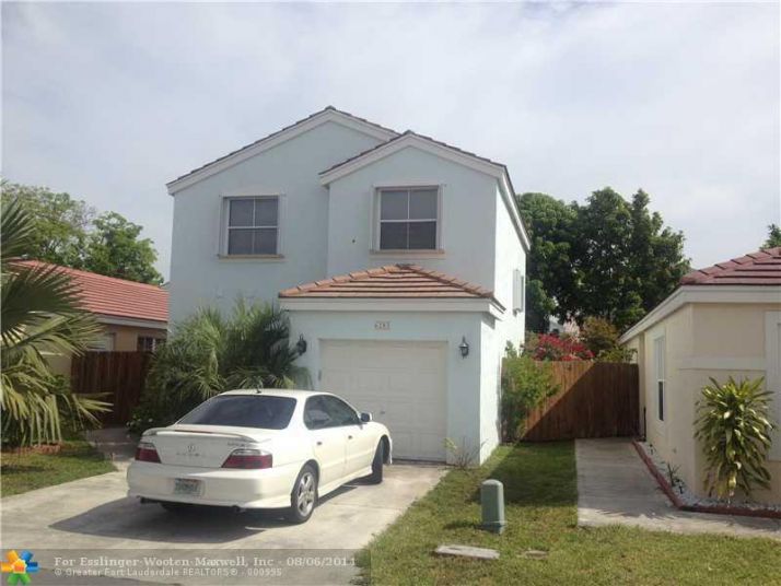6203 BUENA VISTA Dr, Pompano Beach, FL 33063