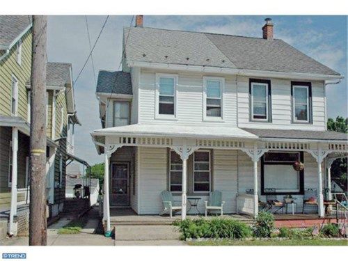 119 E LOCUST ST, Fleetwood, PA 19522