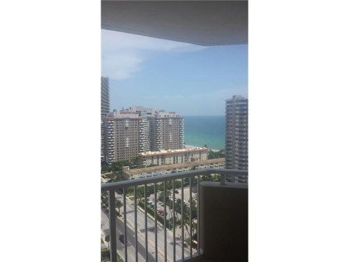 1985 S OCEAN DR # 20M, Hallandale, FL 33009