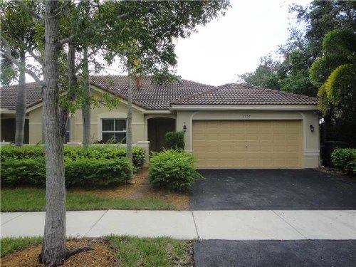 1957 SIRIUS LN, Fort Lauderdale, FL 33327