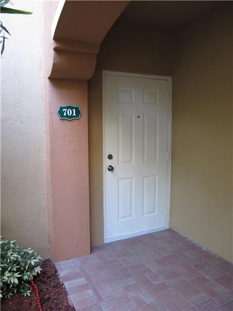 6740 NW 114 AV # 701, Miami, FL 33178