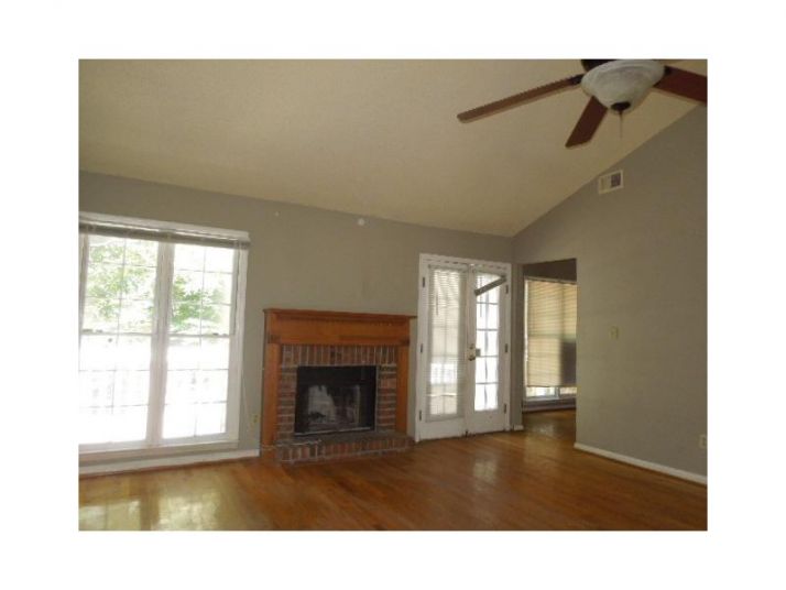 1946 Hobson Court Sw, Marietta, GA 30064