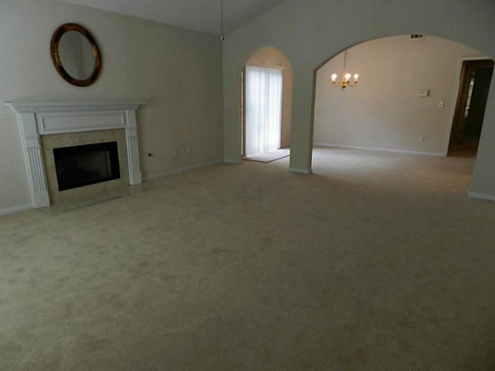 123 Stoneforest Drive, Woodstock, GA 30189