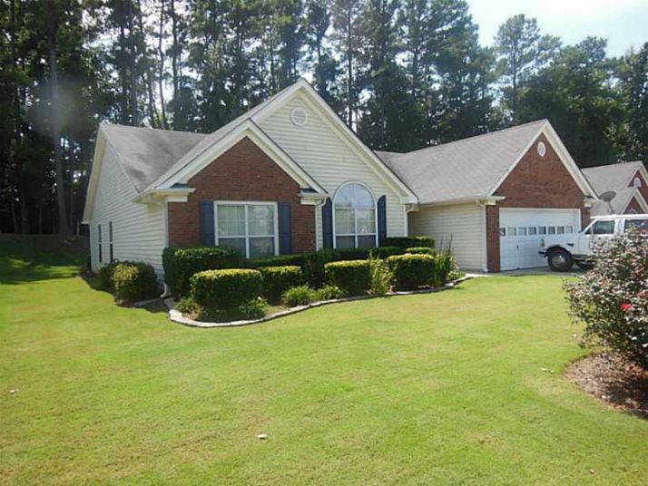 390 Sterling Hill Drive, Lawrenceville, GA 30046