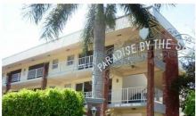 250 LAYNE BL # 202-2 Hallandale, FL 33009