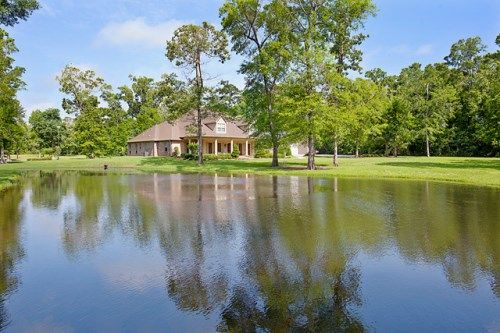 233 HIGHWAY 1077 HY, Madisonville, LA 70447