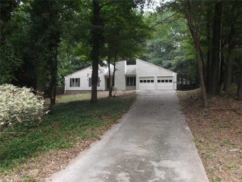 306 Apple Valley Court, Woodstock, GA 30188