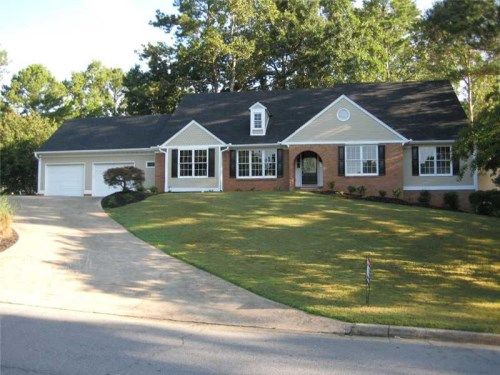 440 Holly Stream Trail, Roswell, GA 30075