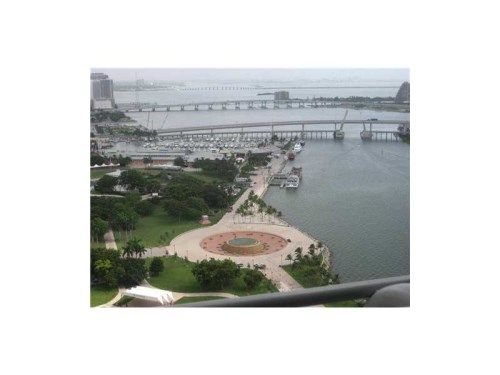 325 BISCAYNE BL # 3518, Miami, FL 33131