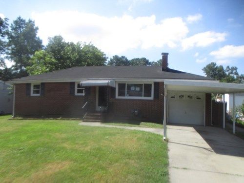 2621 Powell Cir, Chesapeake, VA 23323