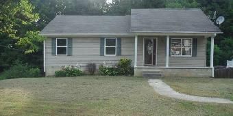 1216 Kemper Rd, Danville, VA 24541