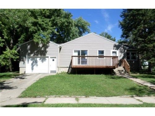 3112 E 20th St, Sioux Falls, SD 57103