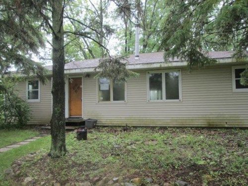 2335 Sampson Rd, Little Suamico, WI 54141