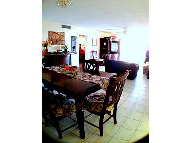 1833 S Ocean Dr # 904, Hallandale, FL 33009