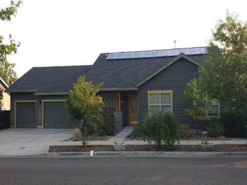 1323 Lithia Way, Talent, OR 97540