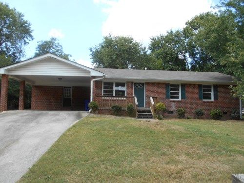768 S Pine St NE, Conyers, GA 30012