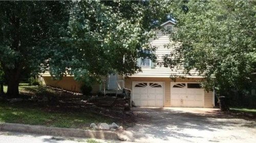 6358 HILLVIEW LN, Douglasville, GA 30134